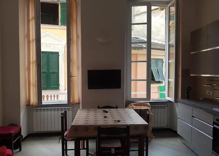 La Casa Del Pinguino - In The Center With Ac مونتيروسّو ال ماري